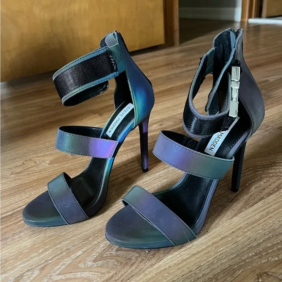 Iridescent flash heels - Picture 2 of 4